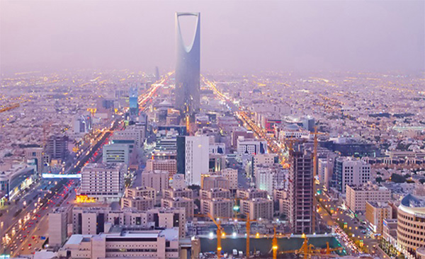  تسعى السعودية إلى استقطاب مستثمرين أجانب 