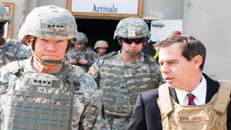 ستيوارت جونز السفير الامريكي في العراق