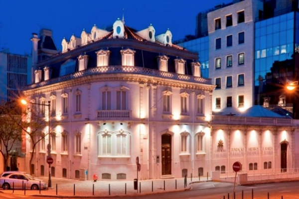  متحف كاسا ميديروس ألميدا في لشبونة