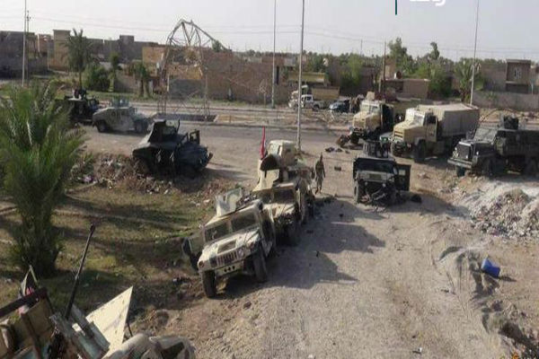 شاحنات ومركبات عسكرية عراقية سقطت في يد داعش