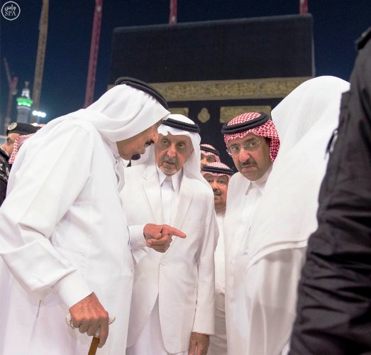 ولي العهد الأمير محمد بن نايف وولي ولي العهد الأمير محمد بن سلمان رافقا الملك إلى مكة المكرمة
