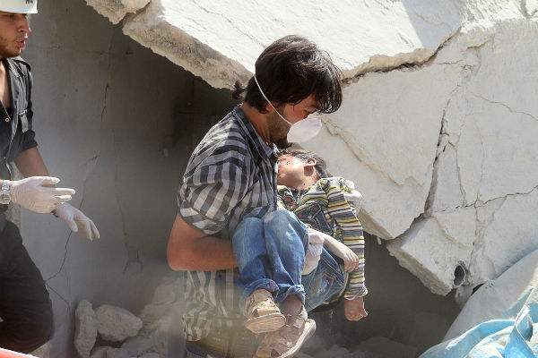 ضحايا البراميل المتفجرة من المدنيين السوريين