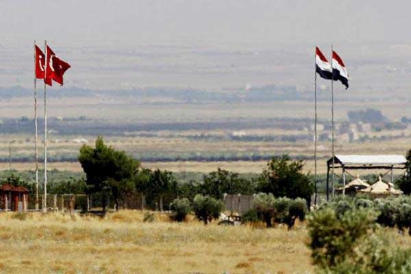 نقطة حدودية بين تركيا وسوريا 