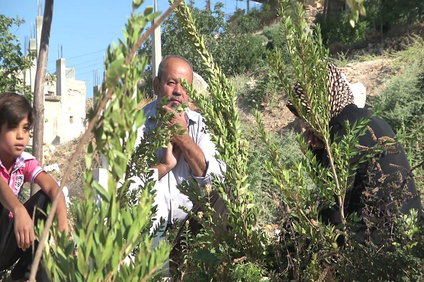 القتل والدمار غيب ملامح فرحة السوريين بالعيد