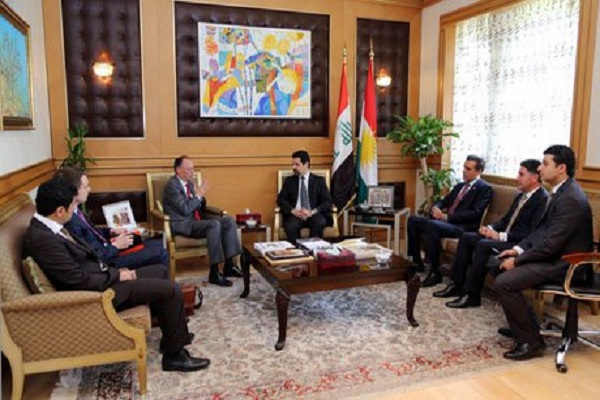 قوباد طالباني مع السفير الالماني في العراق