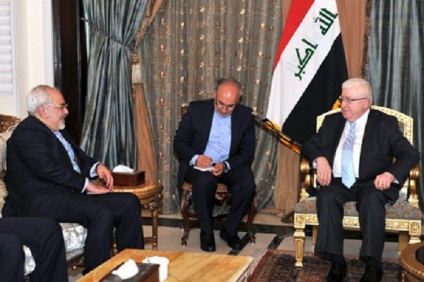 ظريف مجتمعا مع الرئيس العراقي فؤاد معصوم خلال زيارة سابقة لبغداد