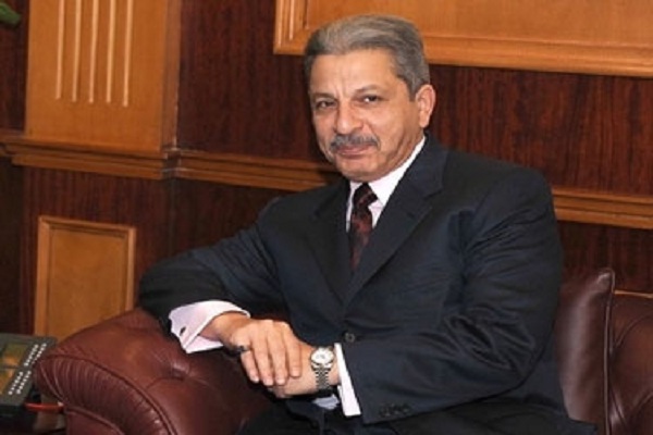 السفير السعودي في القاهرة احمد عبدالعزيز قطان
