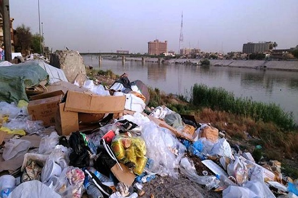 النفايات تتراكم في بغداد