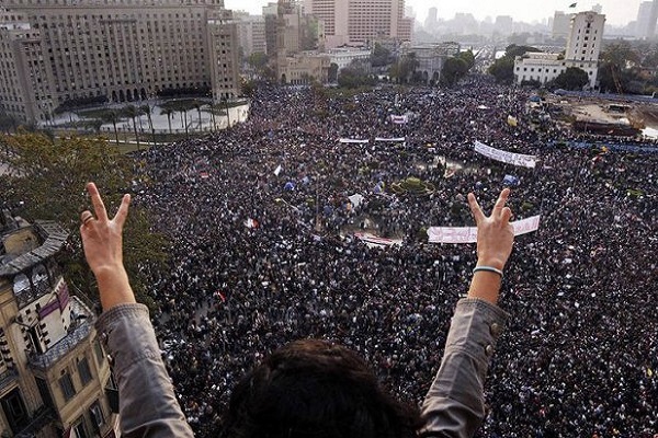 خلافات مصرية داخلية حول ثورة يناير ويونيو