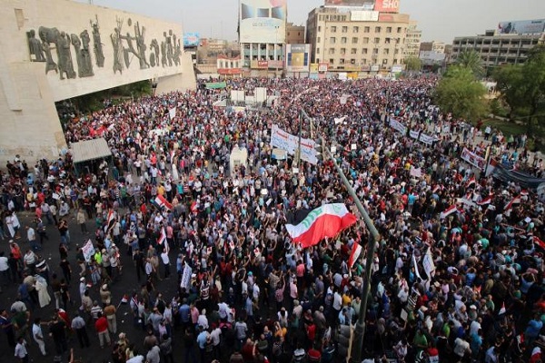 عراقيون يحتجون ضد الفساد في العراق