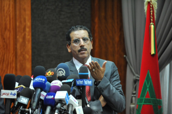 عبد الحق الخيام في مؤتمر صحافي في سلا امس 