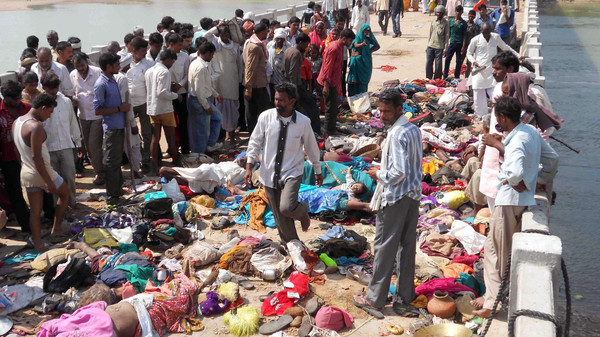 مقتل 12 في تدافع خلال تجمع ديني في الهند