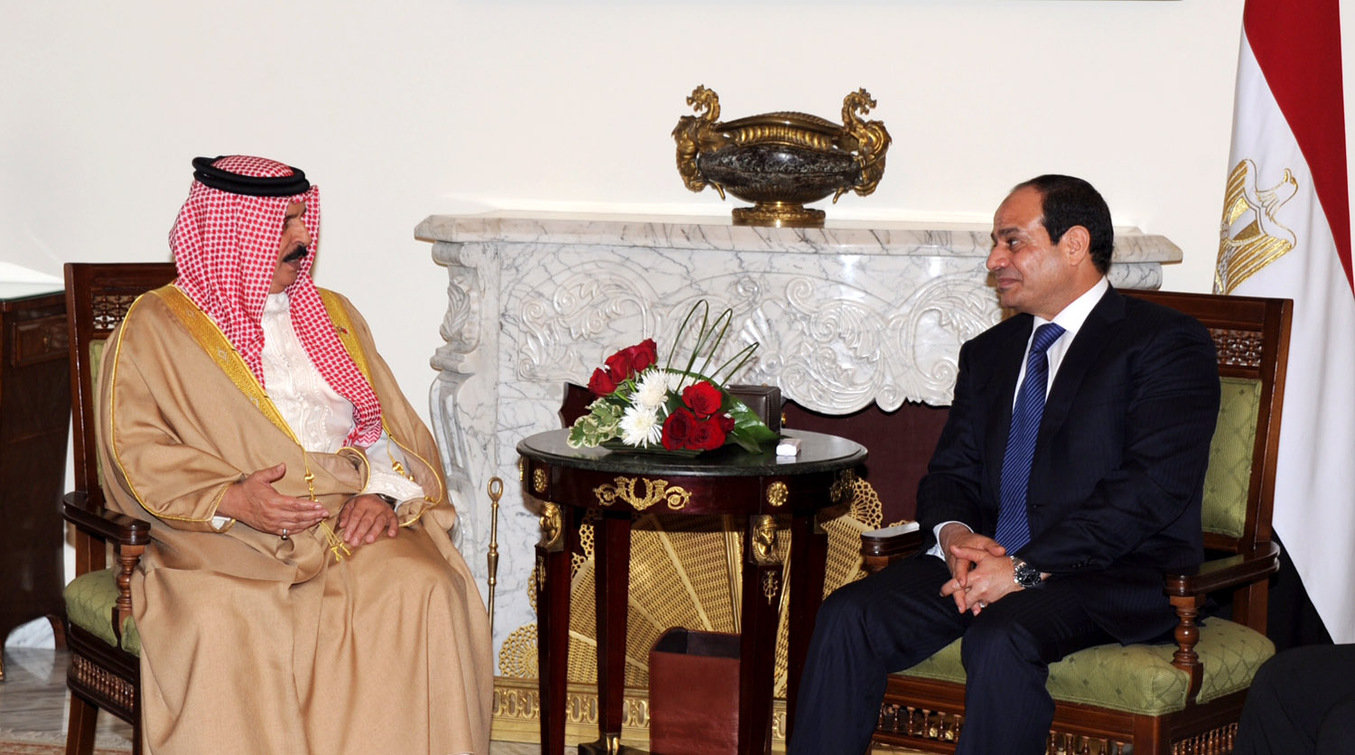مصر: قرار بمعاملة ملك البحرين معاملة المصريين بتملك الأراضي