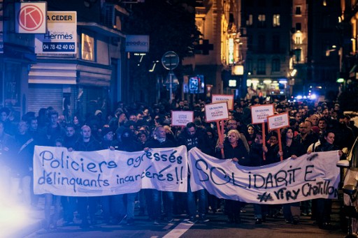 مئات من الشرطة الفرنسية يتظاهرون مجددا تعبيرا عن غضبهم