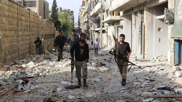 هدوء يخيم على شرق حلب عشية الهدنة الإنسانية