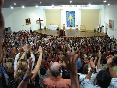 أصوات الإنجيليين تدفع أميركا اللاتينية باتجاه اليمين