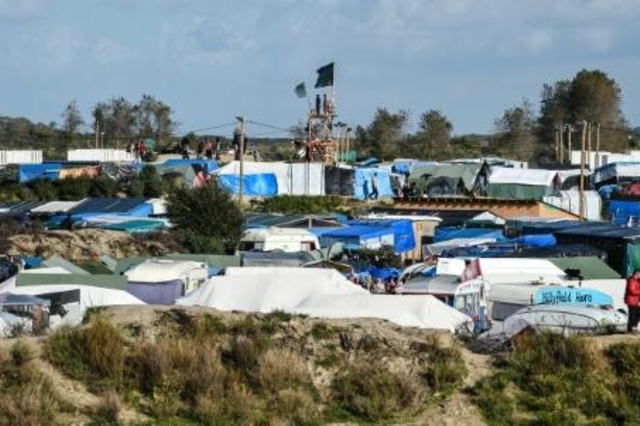 القضاء الفرنسي يأذن بازالة أكبر مخيم للاجئين في كاليه