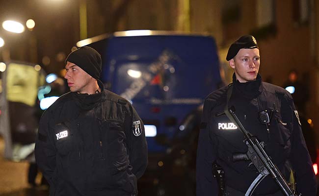 يميني متطرف يصيب أربعة شرطيين في ألمانيا