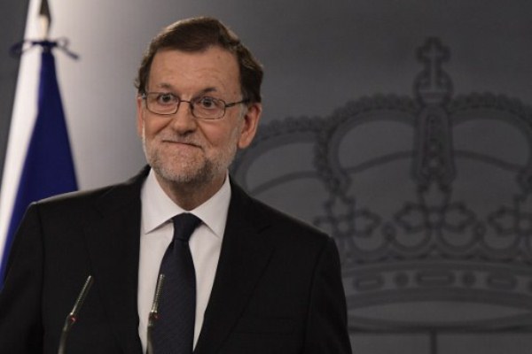 الملك الاسباني يكلف راخوي تشكيل الحكومة الجديدة