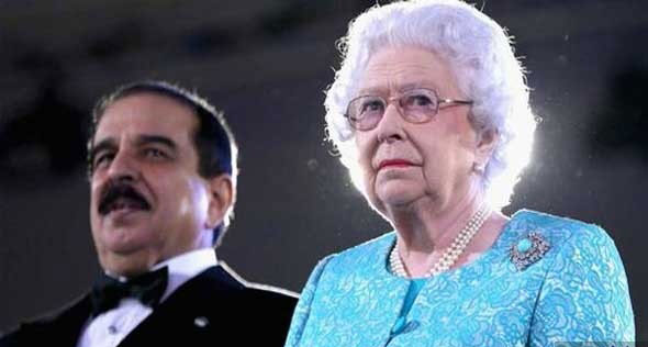 عاهل البحرين يستعرض مع الملكة إليزابيث الثانية علاقات البلدين