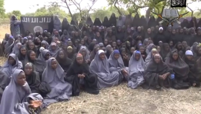 جيش نيجيريا يحرر إحدى فتيات شيبوك من أسر بوكوحرام