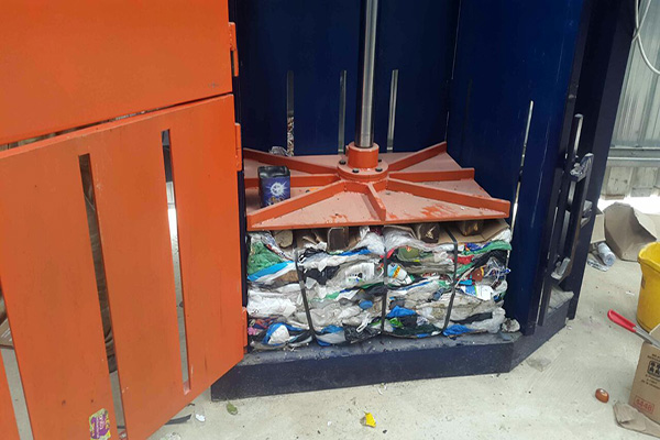 بلدة لبنانية تقدم نموذجا في التخلص من النفايات