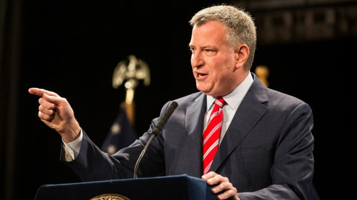 رئيس بلدية نيويورك يقول انه سيبذل كل جهد لحماية المهاجرين