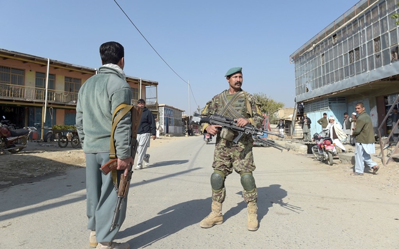 6 قتلى في هجوم على حافلة رسمية صغيرة في كابول