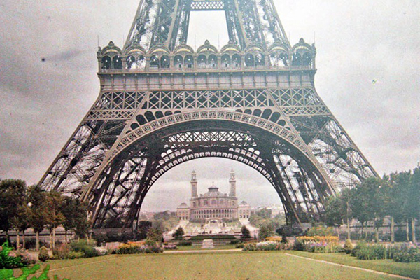 صور نادرة ترسم باريس منذ 100 عام