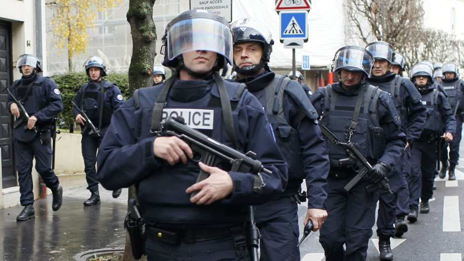 إحباط اعتداء جديد في فرنسا واعتقال سبعة أشخاص