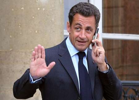 عاجل: ساركوزي يقر بهزيمته في الانتخابات التمهيدية لليمين الفرنسي