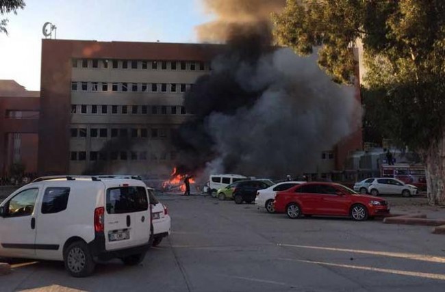 انفجار قوي يسفر عن سقوط قتيلين و16 جريحا في جنوب تركيا