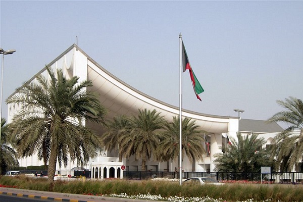 الكويتيون بانتظار نتائج انتخابات مجلس الأمة