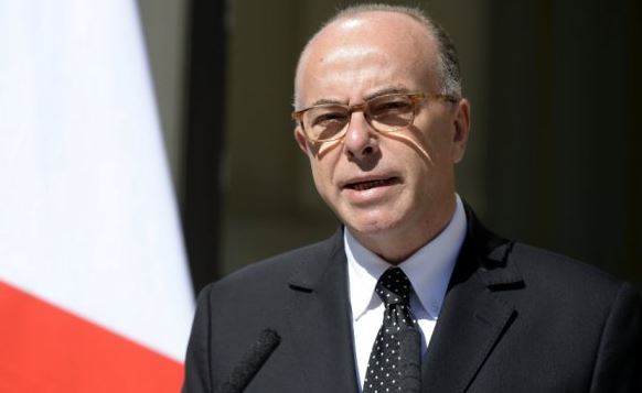 كازنوف رئيسًا جديدًا للحكومة في فرنسا حتى الانتخابات الرئاسية 2017