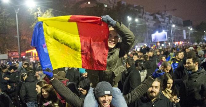 انتخابات رومانيا قد تعيد الاشتراكيين الديموقراطيين