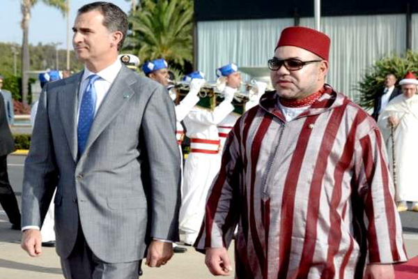 اكثر من نصف المغاربة: مدريد ستقبل التفاوض بشأن سبتة ومليلية