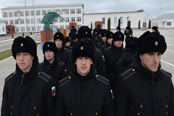 قوات شيشانية في اطار الجيش الروسي( سبوتنيك)