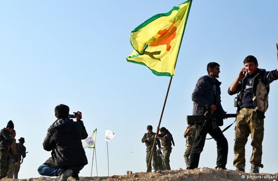 مقاتلون أكراد وعرب يتقدمون في محافظة الرقة