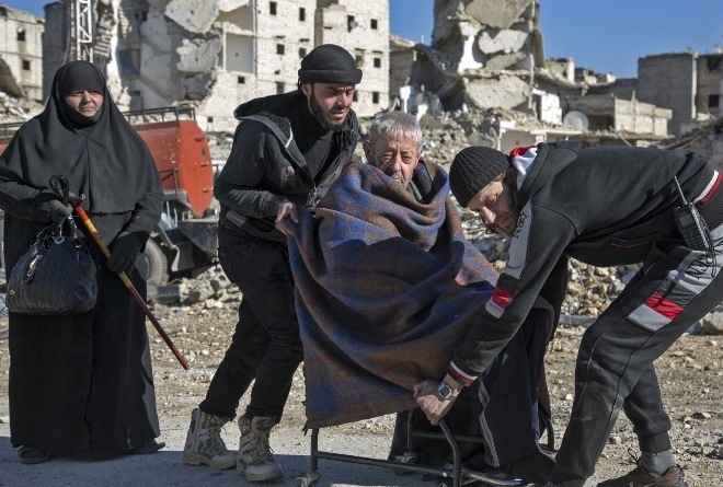 مراقبون أمميون يشرفون على الاجلاء من شرق حلب