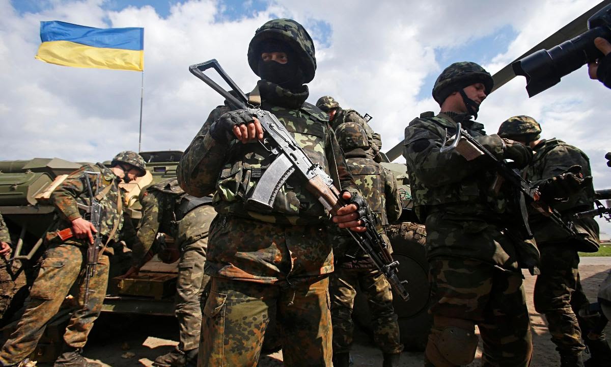 مقتل 5 جنود أوكرانيين في معارك مع انفصاليين في الشرق