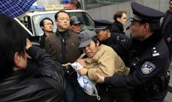 الشرطة الصينية قتلت اربعة اثر هجوم في شنجيانغ