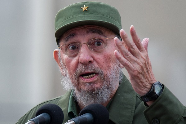 كوبا تحظر اطلاق اسم فيدل كاسترو على اي موقع او نصب تذكاري