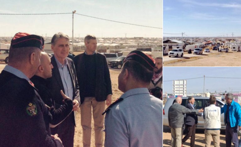 صورة من موقع هاموند على تويتر) خلال زيارته الزعتري