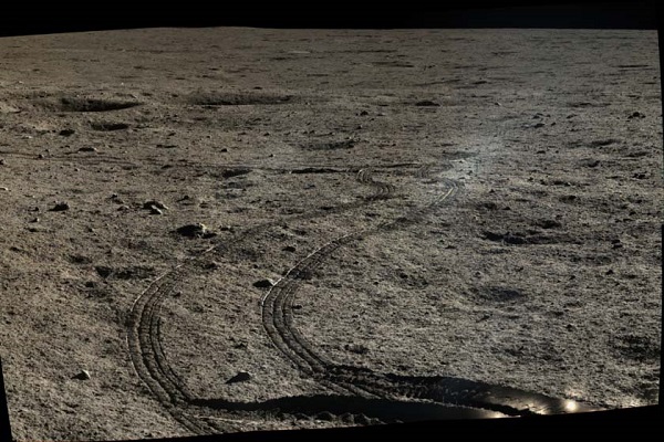 صورة اخرى لسطح القمر التقطتها وكالة الفضاء الصينية