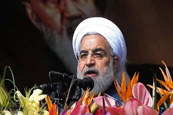 روحاني يلقي كلمته في ميدان (آزادي)