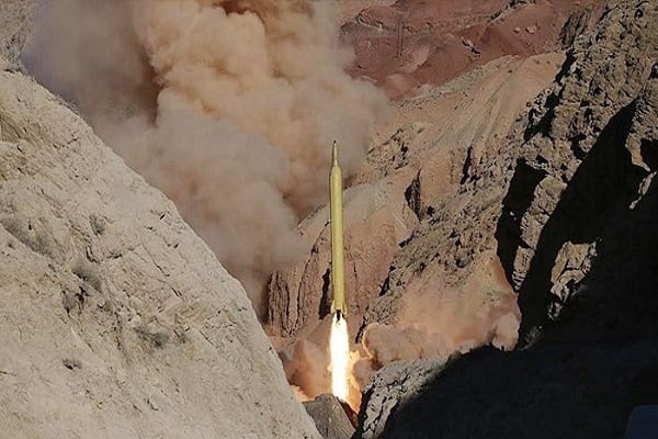 ايران تشر صورة لاطلاق صواريخا الباليستية