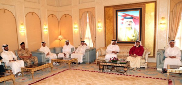 جانب من المحادثات البحرينية الإماراتية 