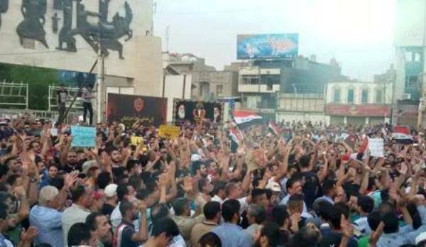متظاهرو ساحة التحرير في بغداد