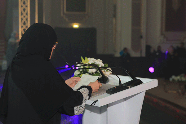 القاسمي خلال إلقاء كلمتها في حفل افتتاح ملتقى الشارقة للأطفال العرب