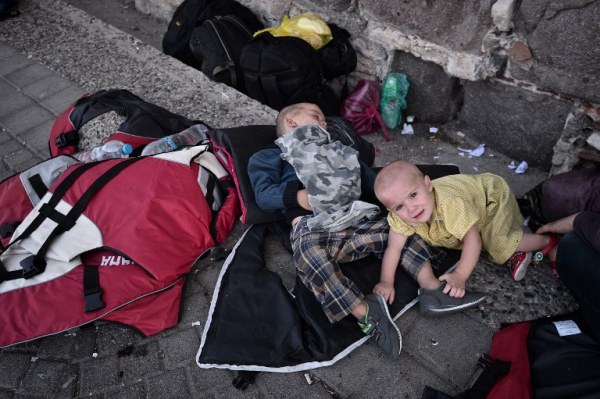 اليونان تشهد أول يوم بلا توافد مهاجرين